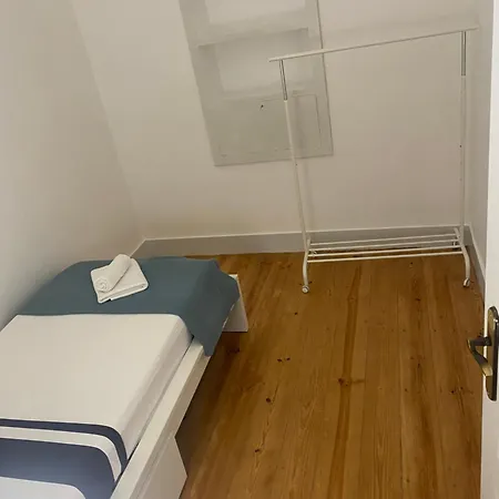 Quarto Moscavide Appartement *